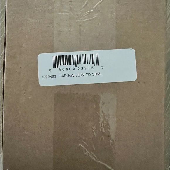 Yankee Candle Large Jar Candle Salted Caramel - Picture 2 of 3